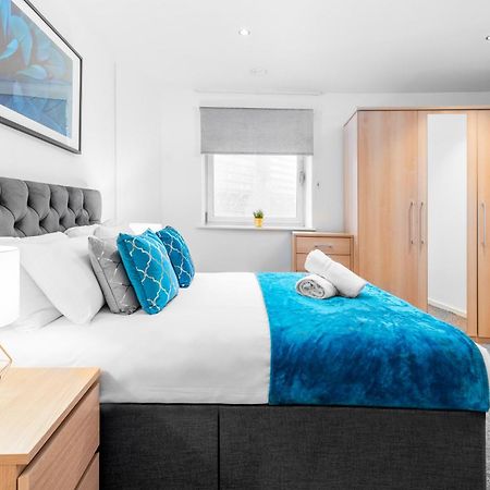 City Centre Apartment - 2 Bedroom - Secure Parking - Top Rated - 201M Birmingham Dış mekan fotoğraf