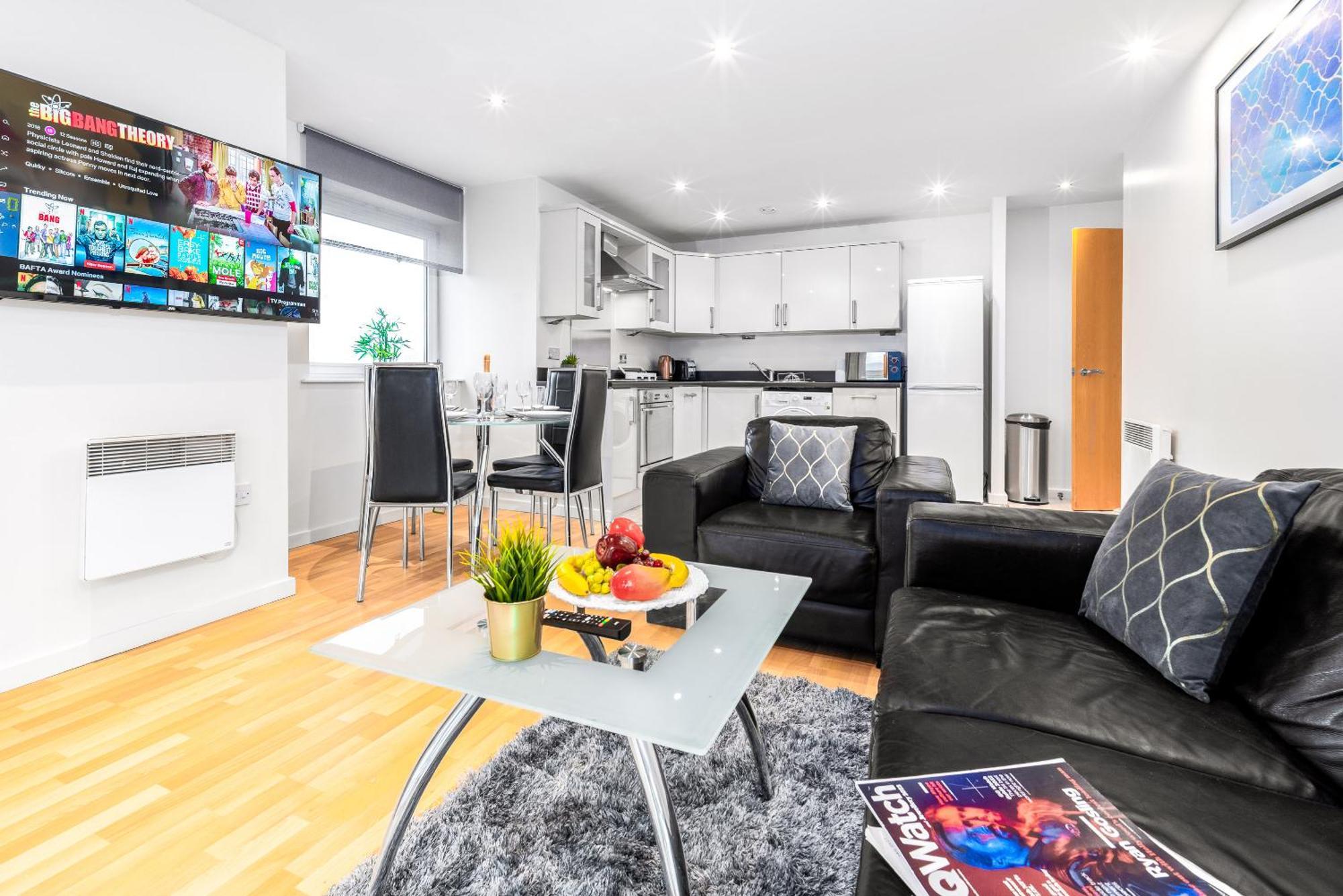 City Centre Apartment - 2 Bedroom - Secure Parking - Top Rated - 201M Birmingham Dış mekan fotoğraf